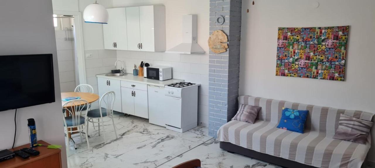 Apartmani Centar Seline Paklenica Eksteriør bilde