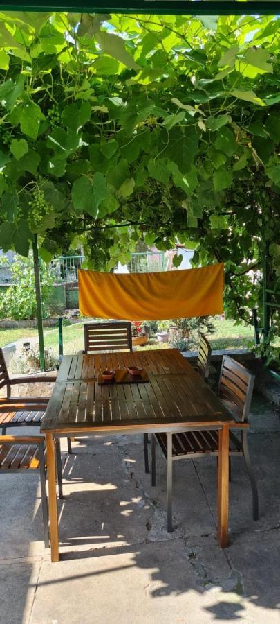 Apartmani Centar Seline Paklenica Eksteriør bilde